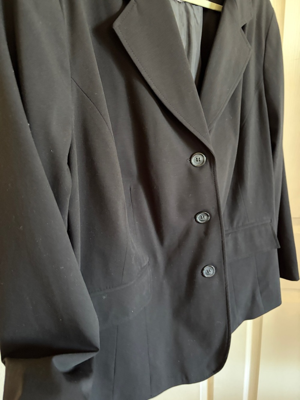 Worthington Women's Black Blazer